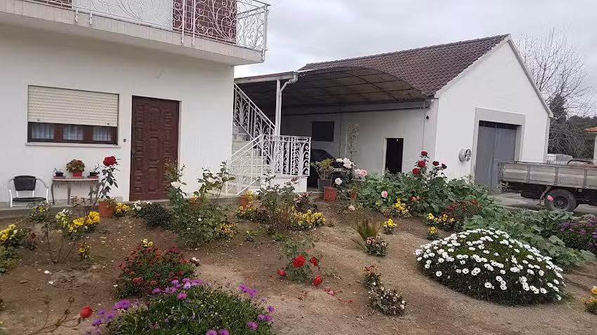 Cantinhos Da Terra Unipessoal Lda