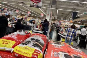 Continente Bom Dia Charneca de Caparica