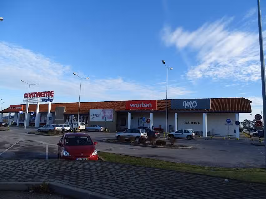 Continente Modelo Almeirim