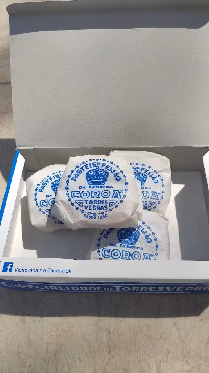 Fábrica Coroa Pastéis de Feijão