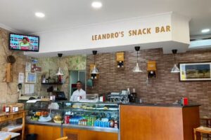 Leandros snack bar
