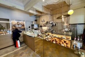 Lully 1661 Anjos Artisanal Bakery