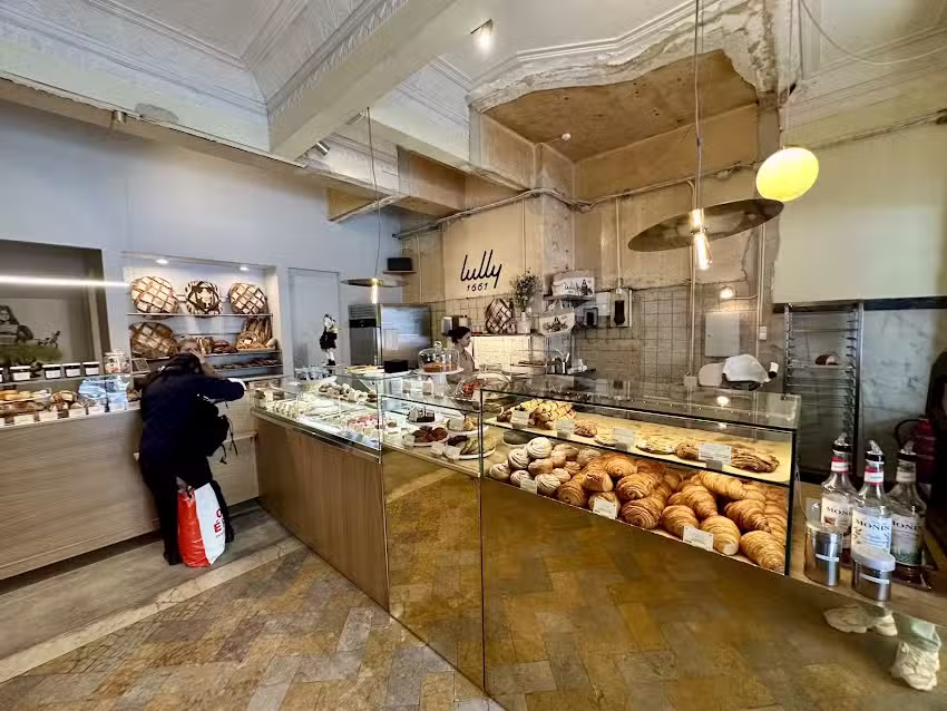 Lully 1661 Anjos Artisanal Bakery