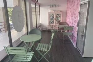 O que é doce nunca amargou