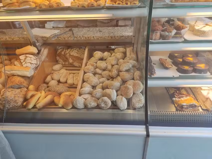 Padaria Da Areosa Rodrigues Meireles Lda