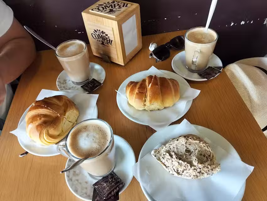 Padaria Pastelaria Palmeira Santa Clara