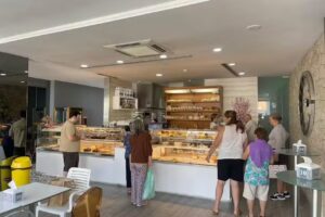 Padaria Pastelaria Serra 1