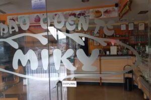 Pao quente e pizzaria miky