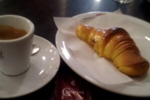 Pastelaria Caneiros 3