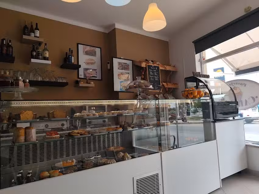 Pastelaria Carmen Tavira