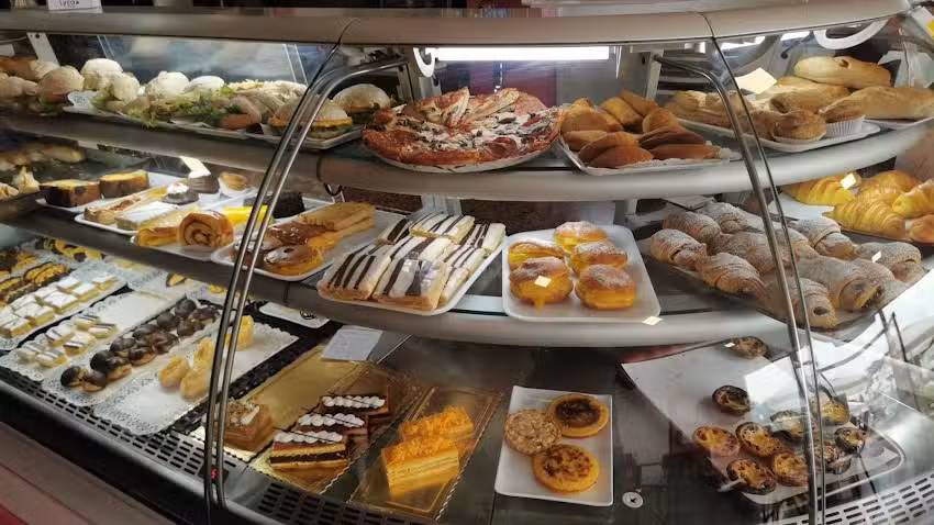 Pastelaria Confeitaria Rolim