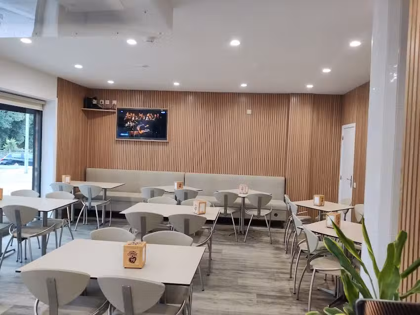 Pastelaria D Ildefonso Padaria e Snacks