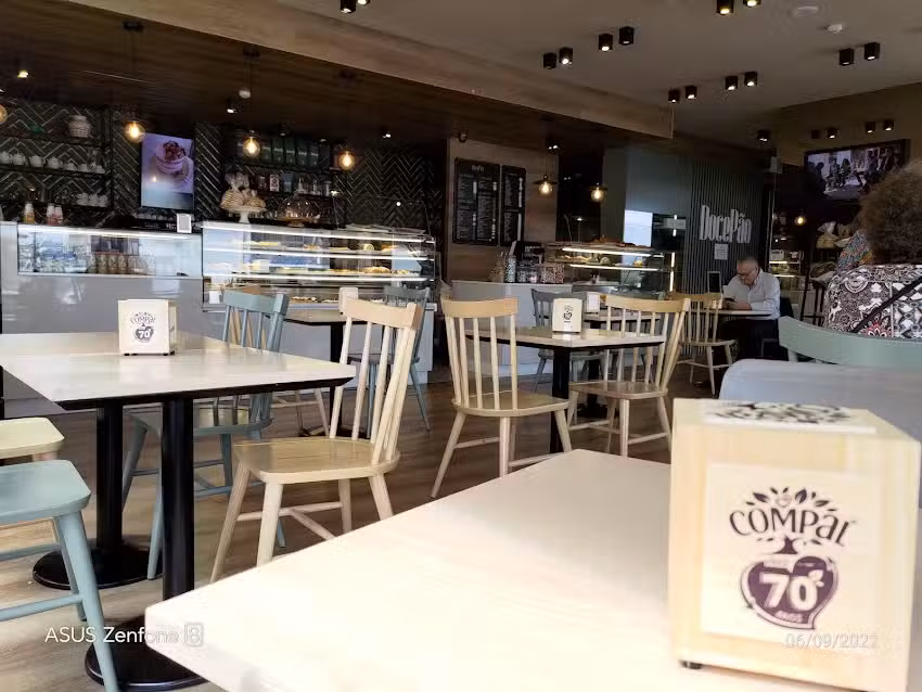 Pastelaria Doce Pão Snacks e Pizzaria