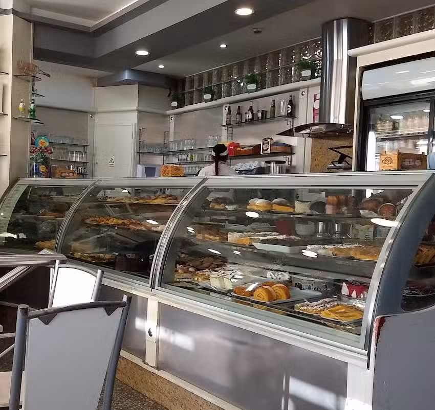 Pastelaria E Confeitaria presa doce