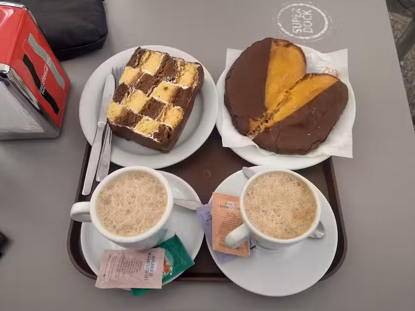 Pastelaria Favo De Mel Faria Costa Lda