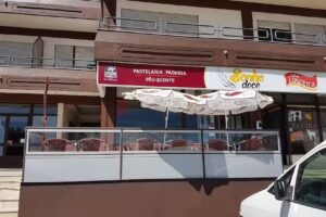 Pastelaria Padaria Pão Quente Sonho Doce