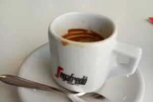 Pastelaria Rosa Cintilante