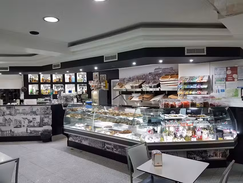 Sabores à ManeiraPadaria Pastelaria